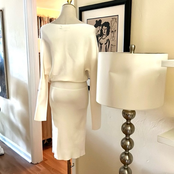 BANANA REPUBLIC, COLLETA, Off-Shoulder Cream Sweater Dress,Sophisticated, Size S - Picture 7 of 15